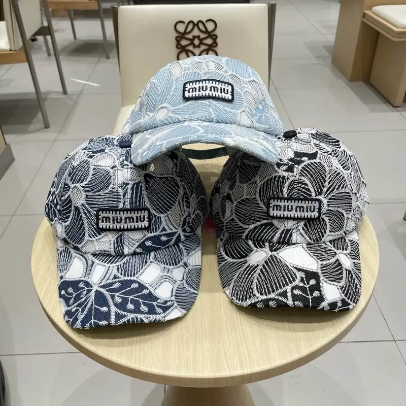 Miumiu cap 062501